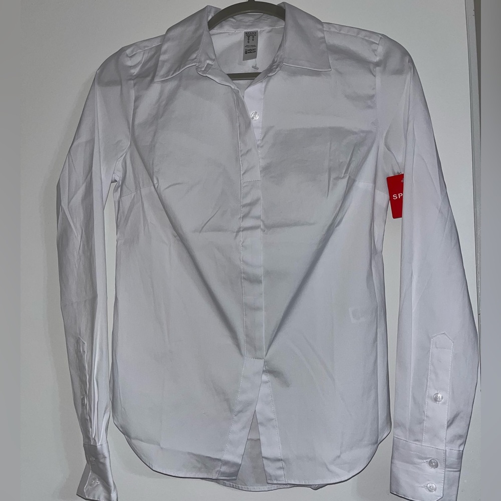 NWT Classic White Spanx half button blouse (XS)